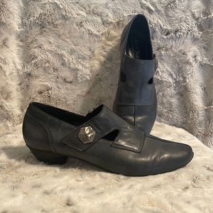 Josef Seibel Tina 42 Indigo Leather Shoes